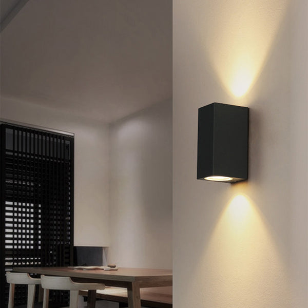 Elegant LED Wall Light